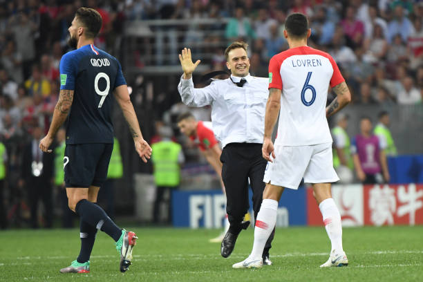 以其无与伦 以其无与伦